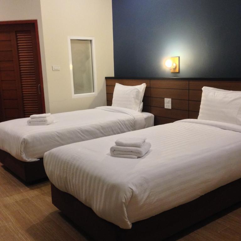 Bird Day Boutique Hotel Mukdahan Quarto foto