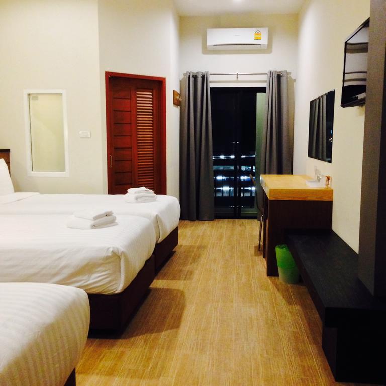 Bird Day Boutique Hotel Mukdahan Quarto foto